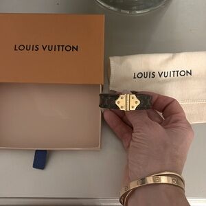 Louis Vuitton brown leather clasp bracelet with original dust bag and box